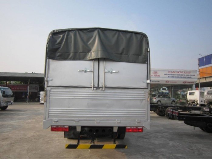 Xe tải Faw 6,95 tấn, thùng dài 5,1M, cabin Isuzu,