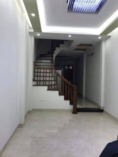 Bán phân lô ngõ 106 Hoàng Quốc Việt, 53m2, sổ đẹp, ô tô tránh, giá 8.6 tỷ