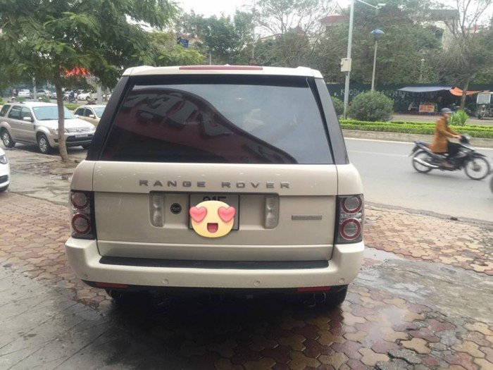 Bán xe Landrover Rangerover Supercharged 2010 màu trắng