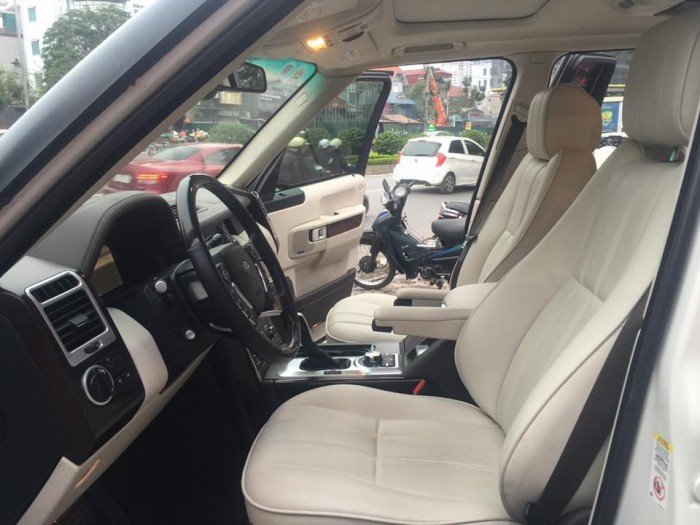 Bán xe Landrover Rangerover Supercharged 2010 màu trắng