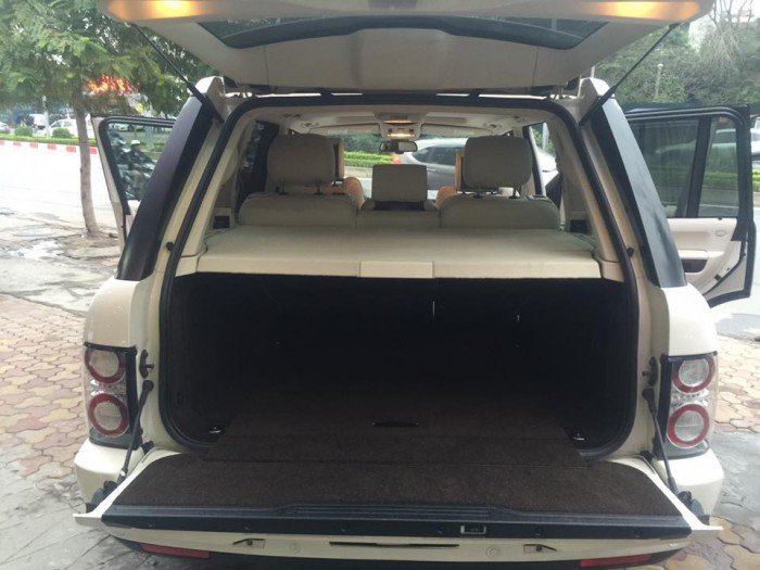 Bán xe Landrover Rangerover Supercharged 2010 màu trắng