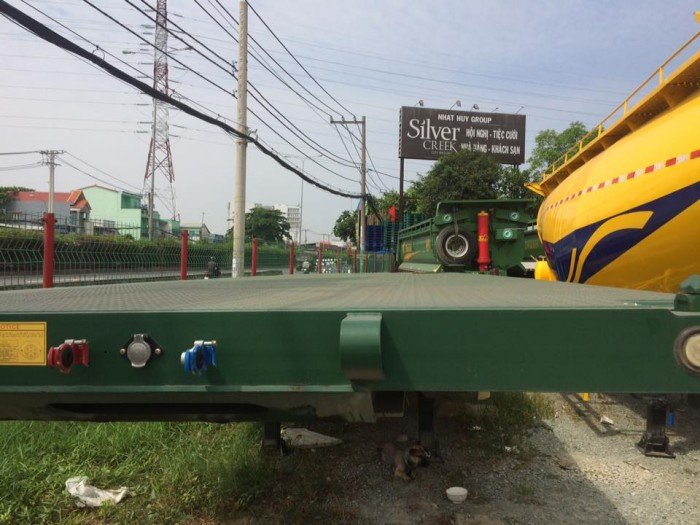 Sơmi Rơmooc 40 feet 3 Trục Sàn