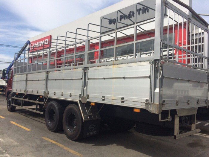 Xe tải Hino 15 tấn thùng mui bạt