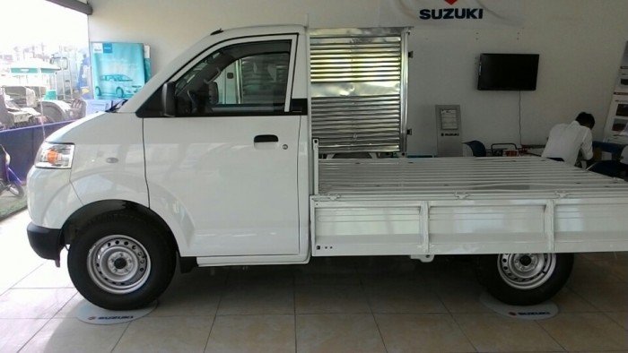 Xe tải nhập Suzuki Carry Pro 705kg, có máy lạnh, giá tốt nhất tại An Giang