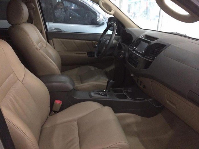 Bán toyota Fortuner máy xăng, 2013. giá hợp lý
