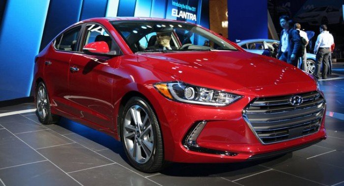 Xe ô tô Elantra mới Đà Nẵng