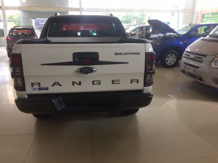 Quý khách đừng mua xe Ford Ranger vội khi chưa gọi cho Mr Huy!