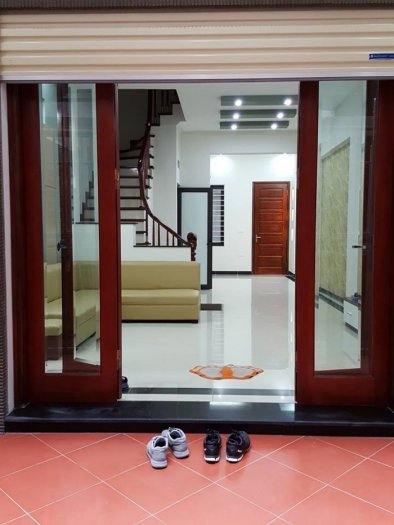Bán gấp nhà mới thiết kế đẹp Đường Láng 65m2 x 5T, giá 5.6 tỷ