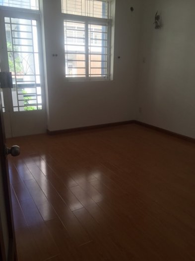 Cho thuê nhà nguyên căn , nhà đẹp, giá rẻ, Quận gò vấp , 8trieu /thang