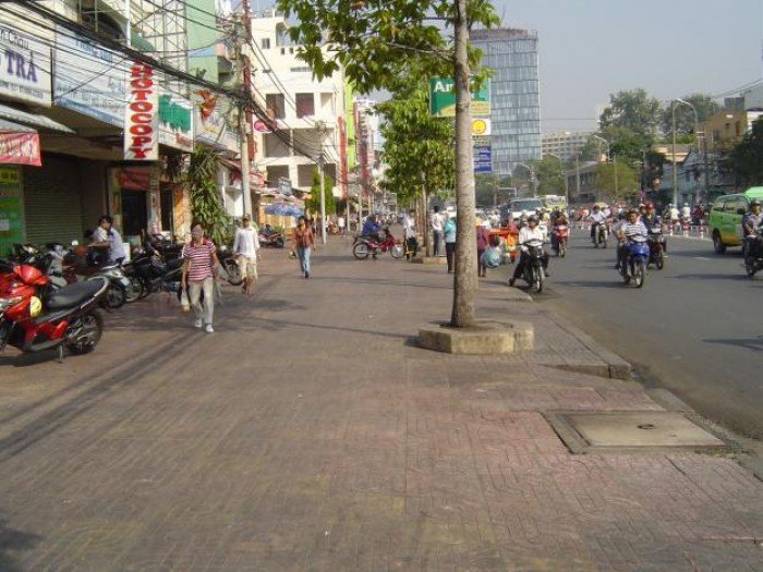 Cho thuê mặt bằng ngang 3,5m dài 18m mặt tiền đường trần hưng đạo