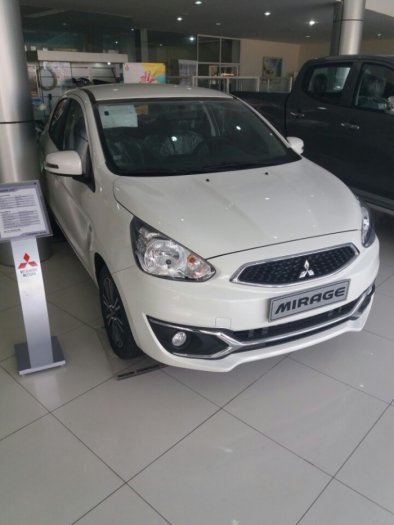 Mitsubishi Model mirage 2017 diện mạo, thích hợp cho mọi lứa tuổi .