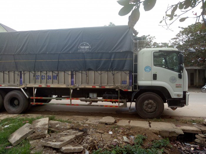 Cần bán xe Isuzu 15 tấn đăng ký năm 2015