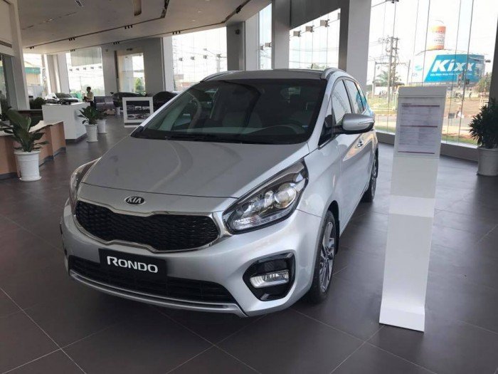 Cần bán Rondo 2017 số tự động tại Đồng Nai, giá từ 669tr, hỗ trợ vay 90% giá xe.