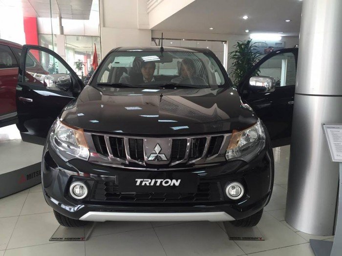 Mitsubishi Triton 2017 4x4 MT, vô lăng 4 chấu ,ưu đãi lớn hỗ trợ trả góp đến 85%