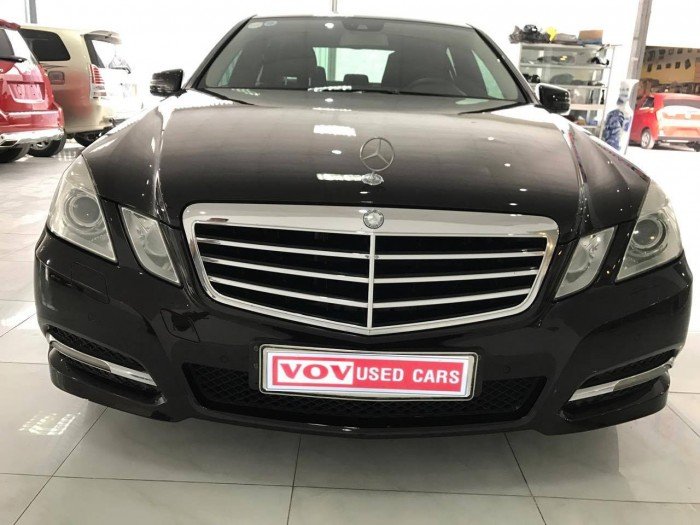 Mercedes Benz E250 2010 màu cafe
