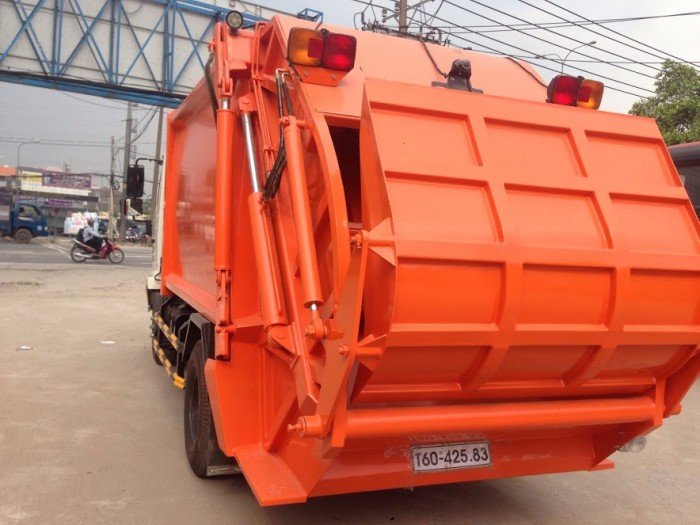 Xe Hino Fc 6,4 tấn đời 2017 có xe giao ngay