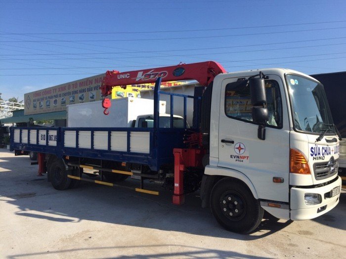 Xe Hino Fc 6,4 tấn đời 2017 có xe giao ngay