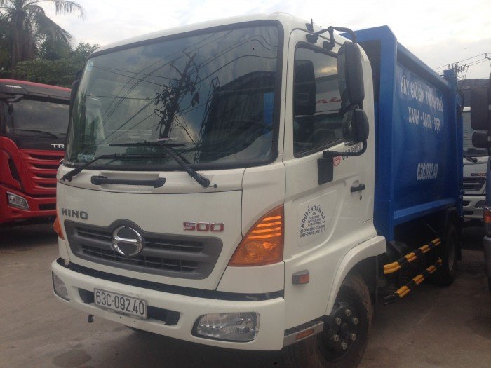 Xe Hino Fc 6,4 tấn đời 2017 có xe giao ngay