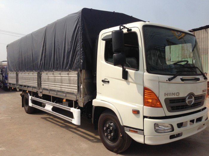Xe Hino Fc 6,4 tấn đời 2017 có xe giao ngay