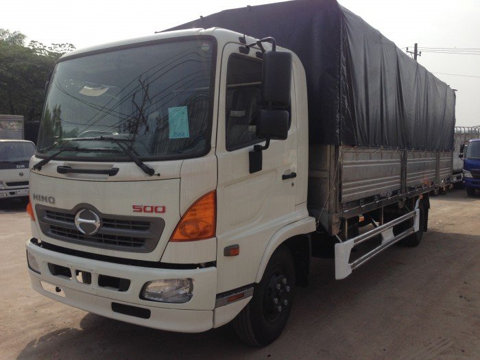Xe Hino Fc 6,4 tấn đời 2017 có xe giao ngay