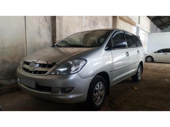 Toyota innova 2006