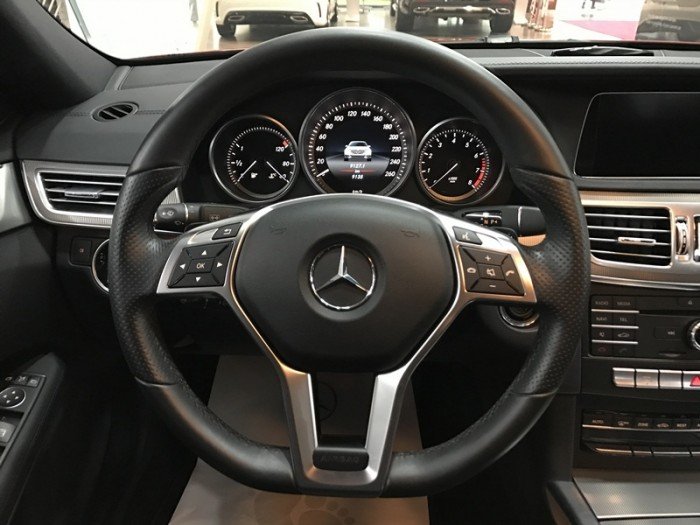 Mercedes E200 Edition 2016 chạy lướt giá cực tốt
