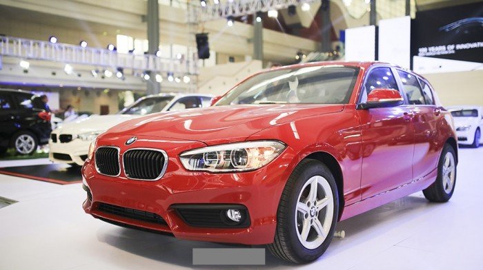 BMW 1 Series 118i 2017 hoàn toàn mới. Bán xe BMW chính hãng tại Huế