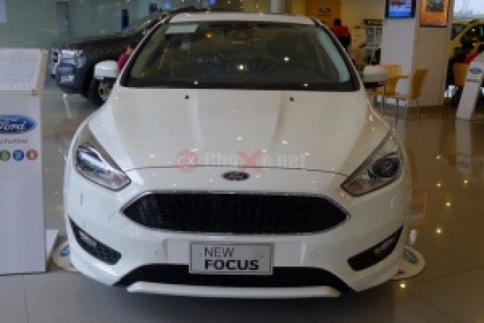 Bán xe Ford Focus trend 1.5 Ecoboost đời 2017, giá cạnh tranh