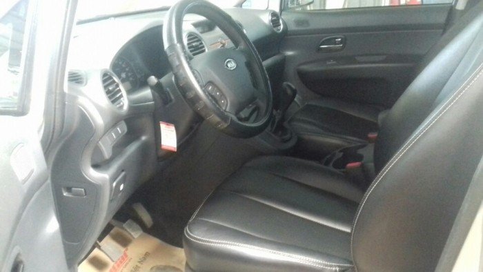 Kia Carens EX 2.0MT  2016 màu Bạc như mới tinh