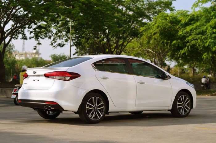 Mua Kia Cerato giá tốt nhất TP.HCM