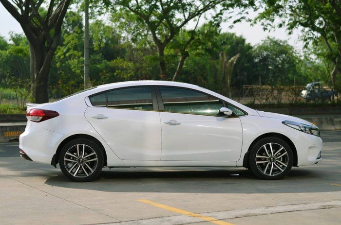 Mua Kia Cerato giá tốt nhất TP.HCM