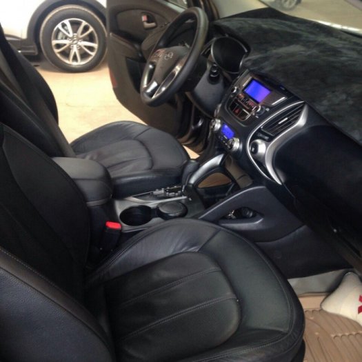 Hyundai Tucson 2.0AT 4WD ( bản Full 2 cầu ) nhập khẩu Hàn Quốc
