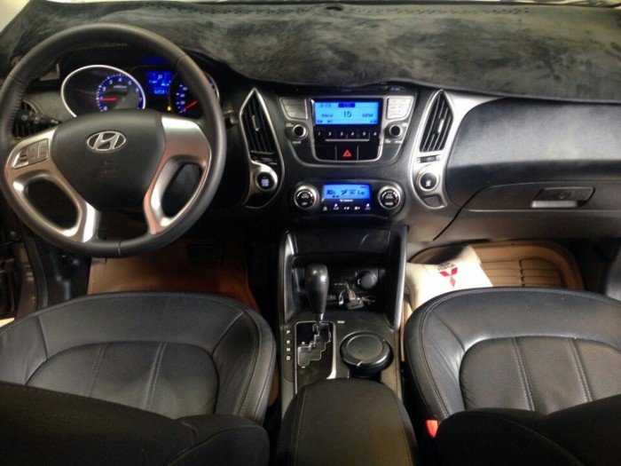 Hyundai Tucson 2.0AT 4WD ( bản Full 2 cầu ) nhập khẩu Hàn Quốc