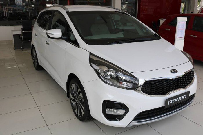 Kia Rondo 2017, hỗ trợ vay 80% -thời hạn vay lên đến 7 năm