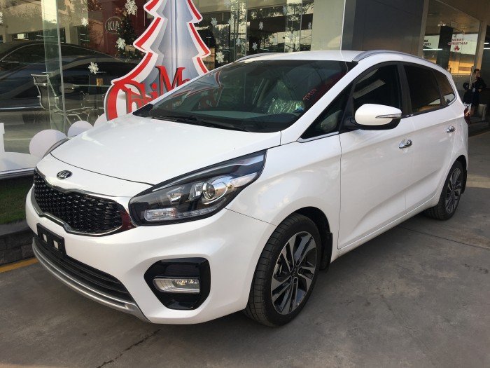 Kia Rondo 2017, hỗ trợ vay 80% -thời hạn vay lên đến 7 năm