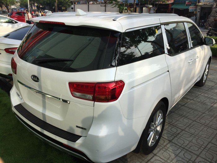 Kia Sedona 2017, Đẳng cấp của dòng xe 7 chỗ, ưu đãi cực hấp dẫn