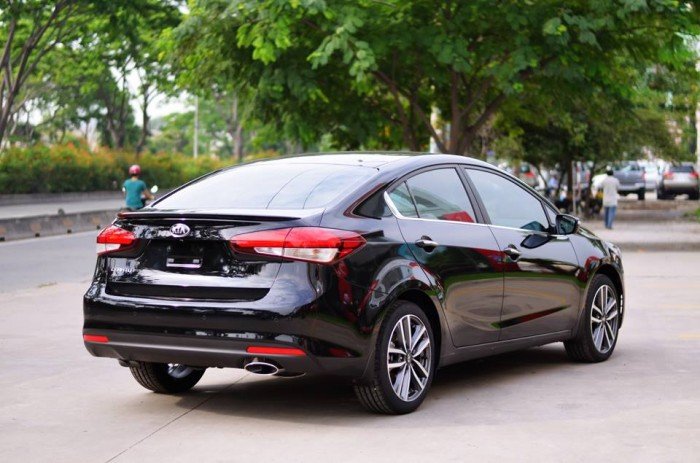 Kia Cerato, ưu đãi hấp dẫn - mua liền tay- rinh ngay quà khủng