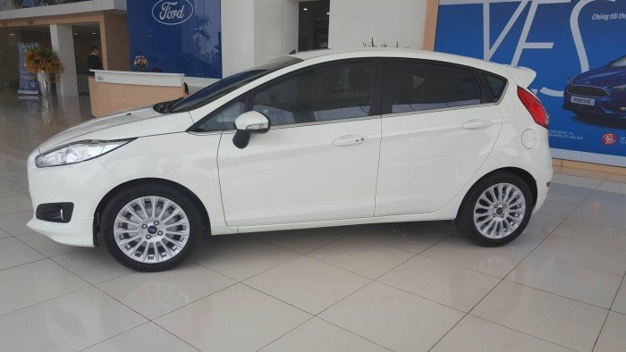 Bán xe Ford Fiesta 1.0 Ecoboost đời 2017, giá cạnh tranh