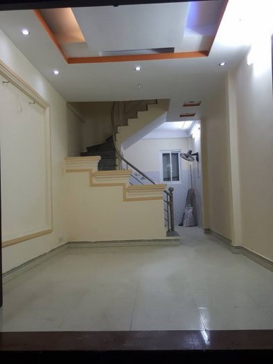 Nhà đẹp Thụy Khuê, Tây Hồ, 38m2, giá chỉ 2.9 tỷ.