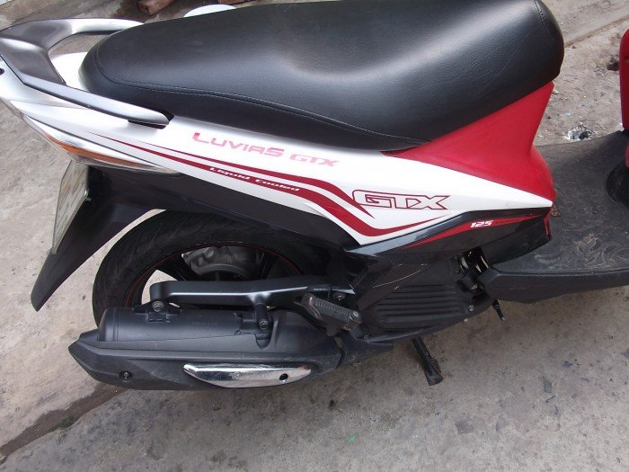 Yamaha Luvias GTX màu trắng-đỏ 2k12 mới 95% xe đẹp máy êm nguyên zin xe máy mạnh chạy nhẹ vọt lợi xăng
