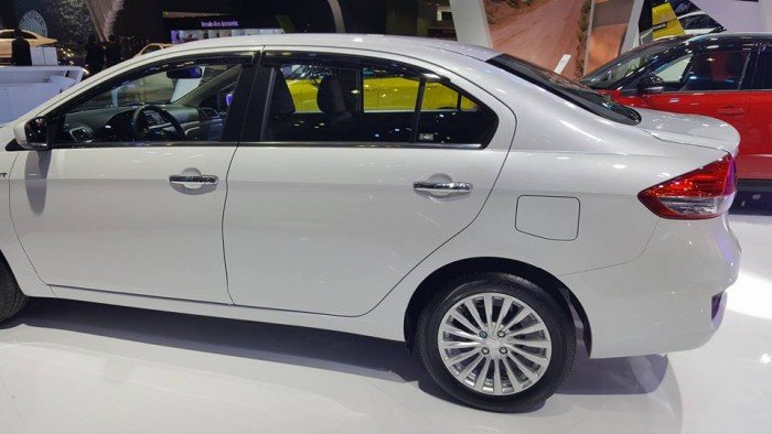Bán xe Suzuki Ciaz 2017 1.4L , 4AT Nhập khẩu từ THAILAND giá rẻ cạnh tranh