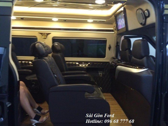 Nhận đặt hàng xe Ford Transit 2019 - Báo giá tốt nhất hệ thống Sài Gòn Ford