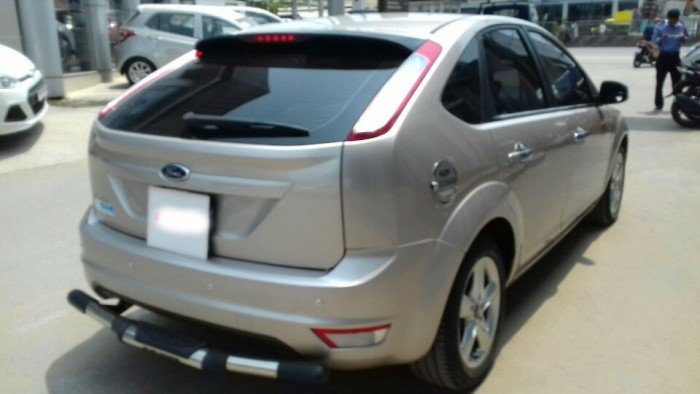 Ford focus 1.8AT bstp màu nâu hồng 2011 xe hot