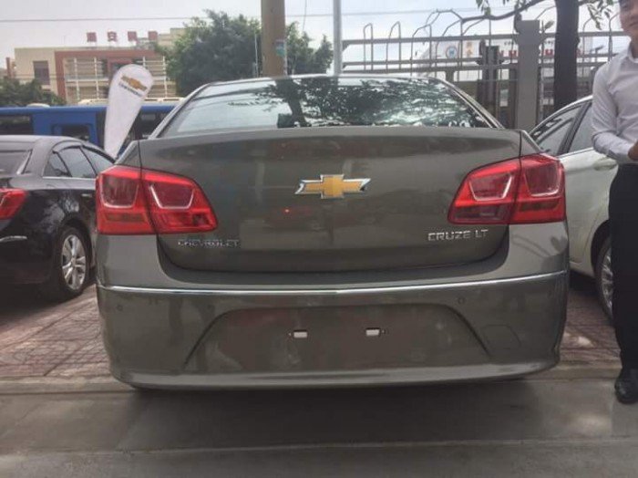 Chevrolet Cruze 1.8LTZ KMT3/2017 giảm ngay 60tr tiền mặt