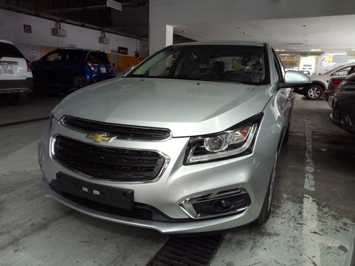 Chevrolet Cruze 1.8LTZ KMT3/2017 giảm ngay 60tr tiền mặt