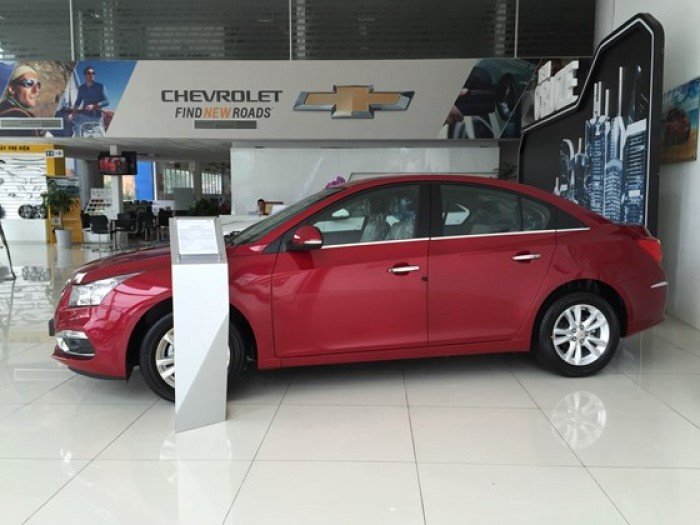 Bán Chevrolet Cruze 1.6LT số sàn KMT3/2017 giảm ngay 50tr