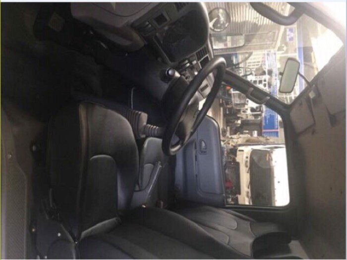 Xe tải Hyundai 2,4 tấn / xe tải Đô Thành IZ49 2T4 ( 2.4T/ 2 tấn 4/ 2t4 ) động cơ Isuzu giá tốt.