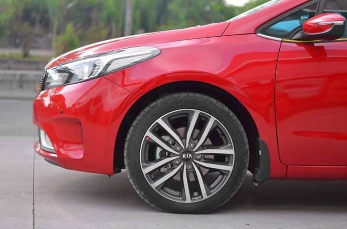 Kia Gò Vấp - Kia Cerato, tặng ngay tiền mặt khi mua xe