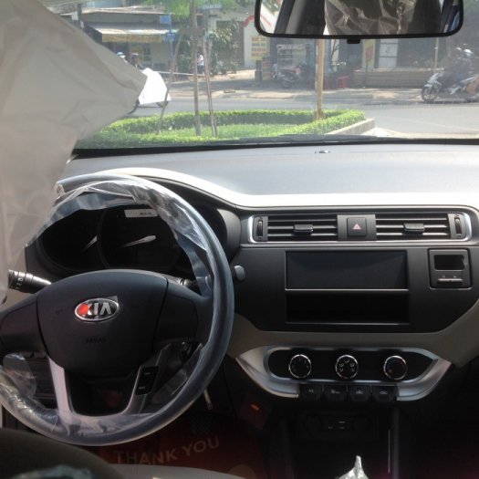 Kia Gò Vấp - Kia Rio nhập khẩu nguyên chiếc - hỗ trợ vay 80%