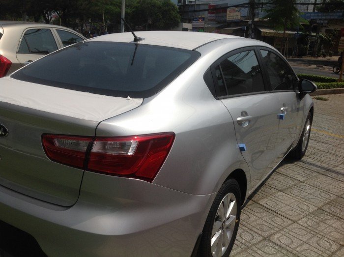 Kia Gò Vấp - Kia Rio nhập khẩu nguyên chiếc - hỗ trợ vay 80%